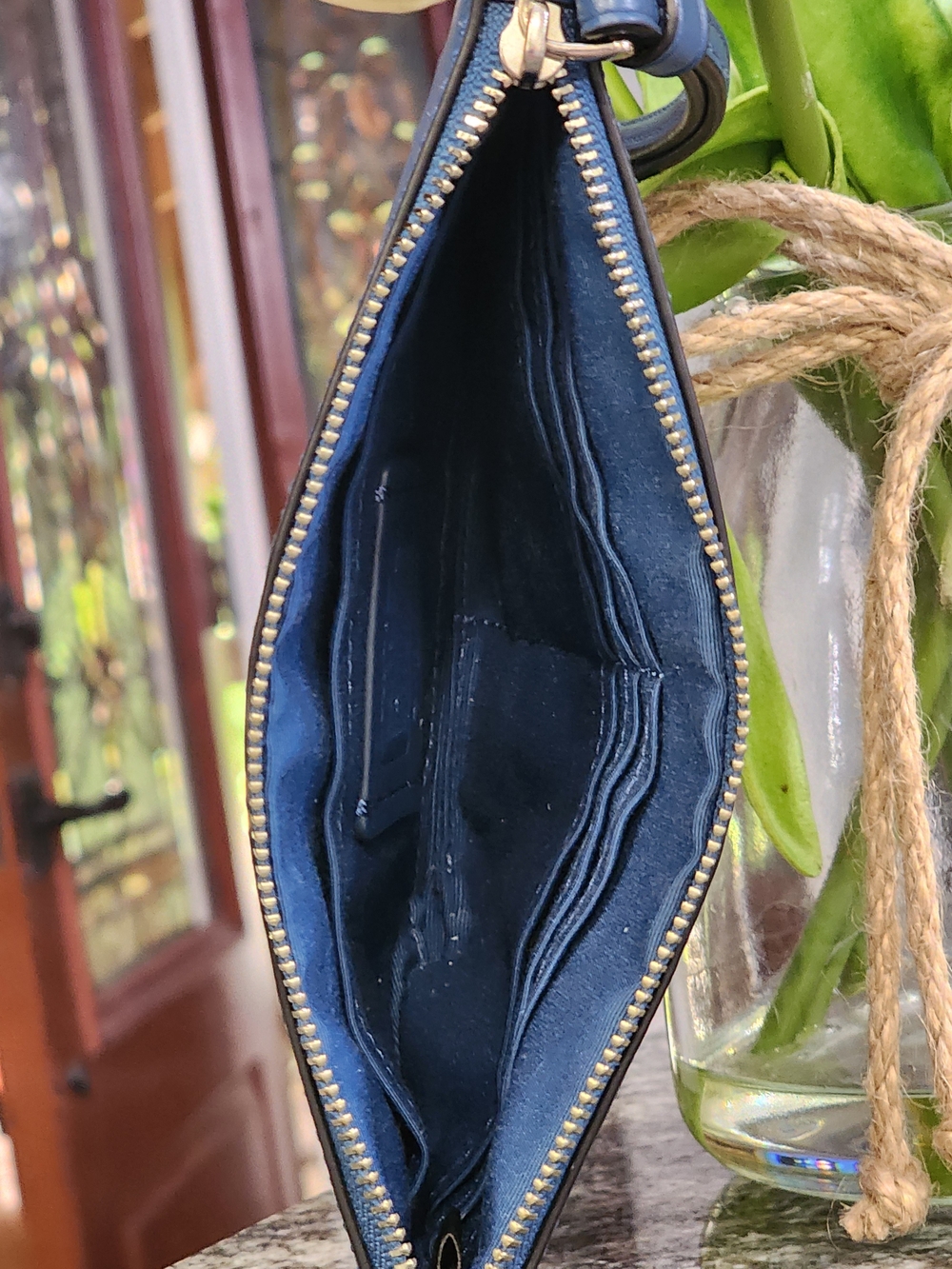 Coach Bazooka Embossed Logo Leather Wristlet- Great Condition. - Picture 7 of 7